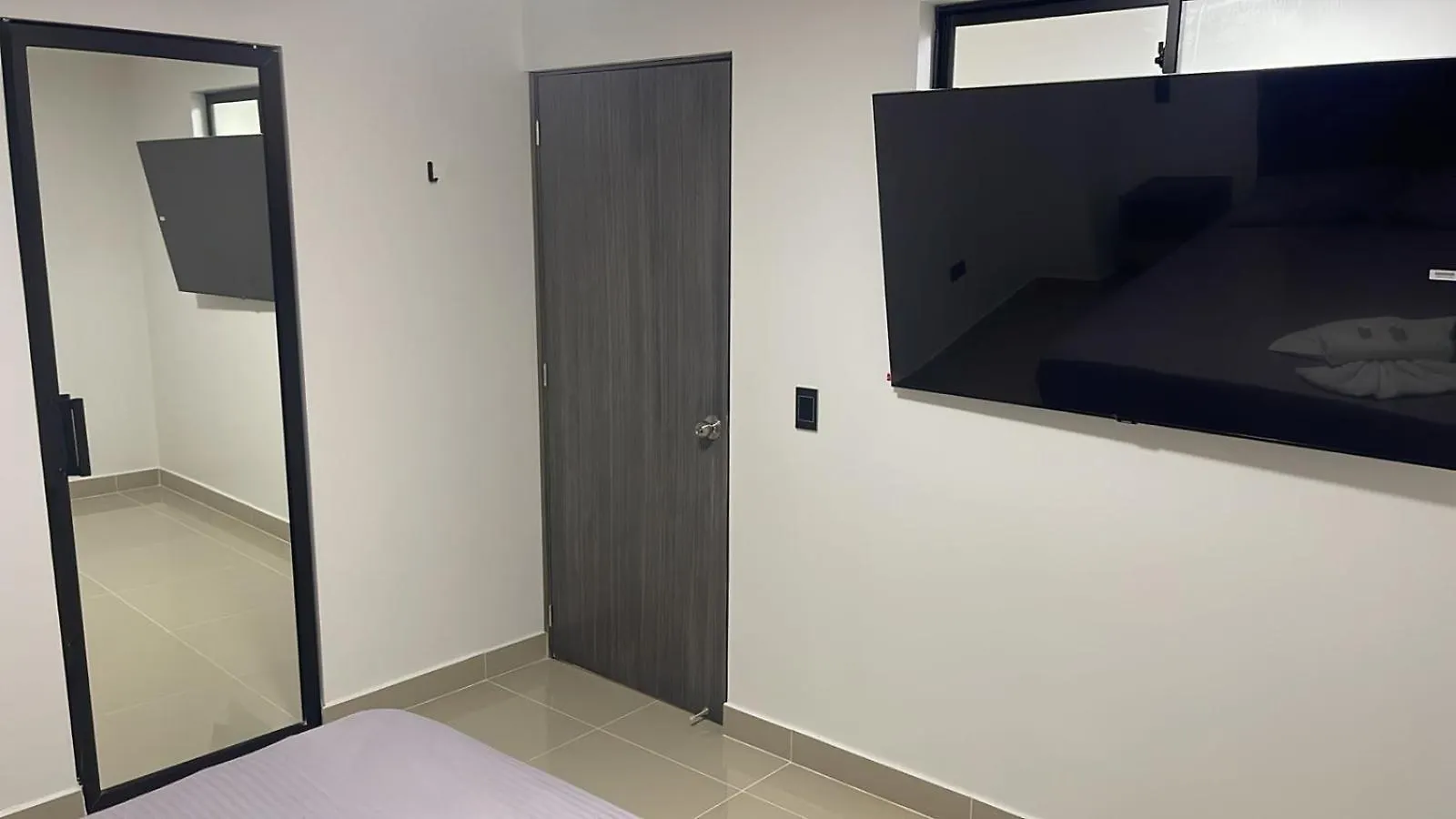 Format One Apartment Medellin 0*,  Colombia