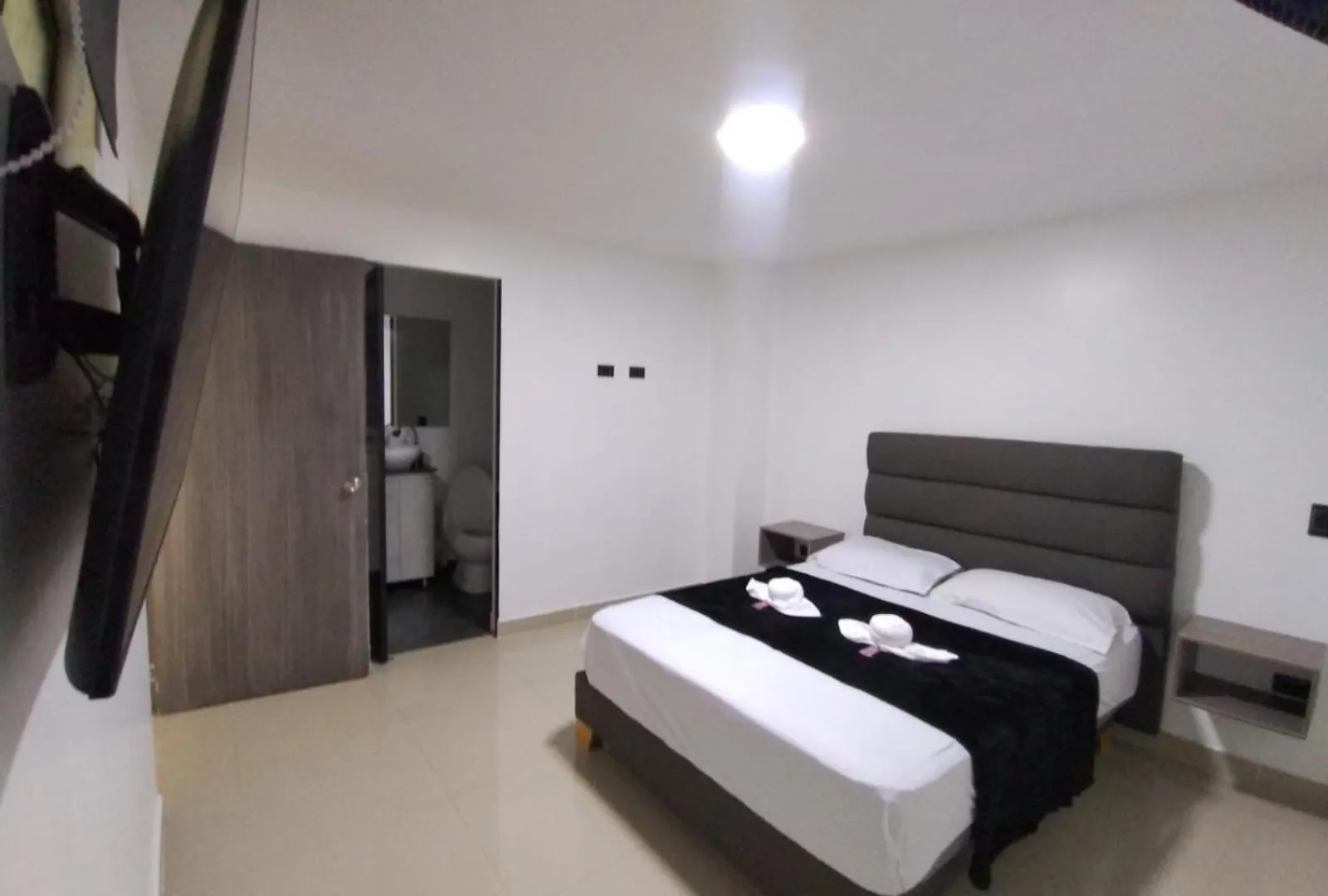 Format One Apartment Medellin 0*,  Colombia